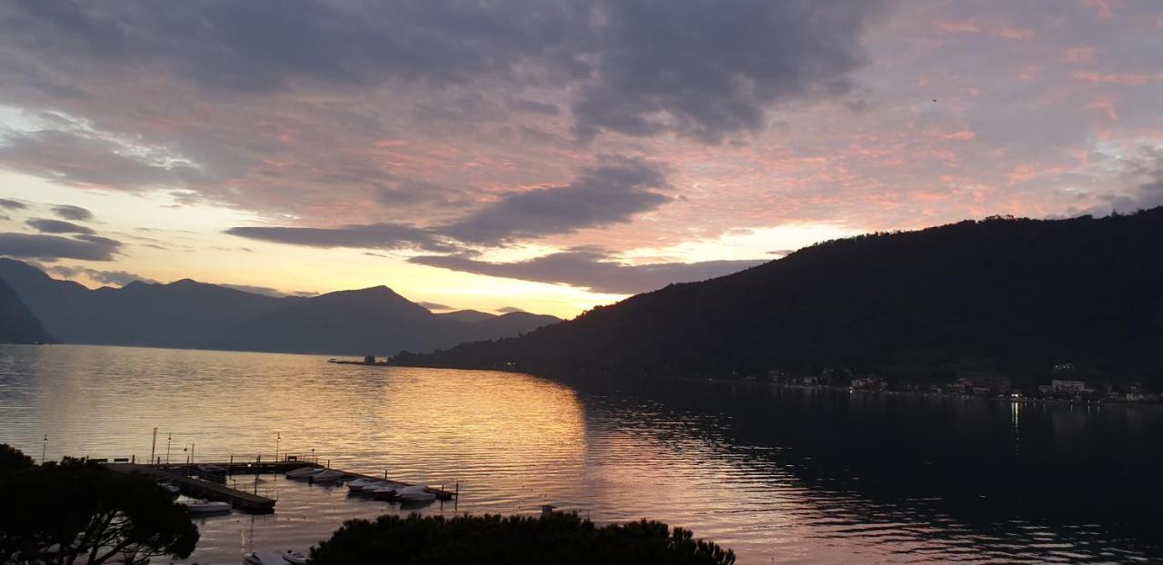 Sarnico Terrazza Sul Lago Di Iseo Eksteriør bilde